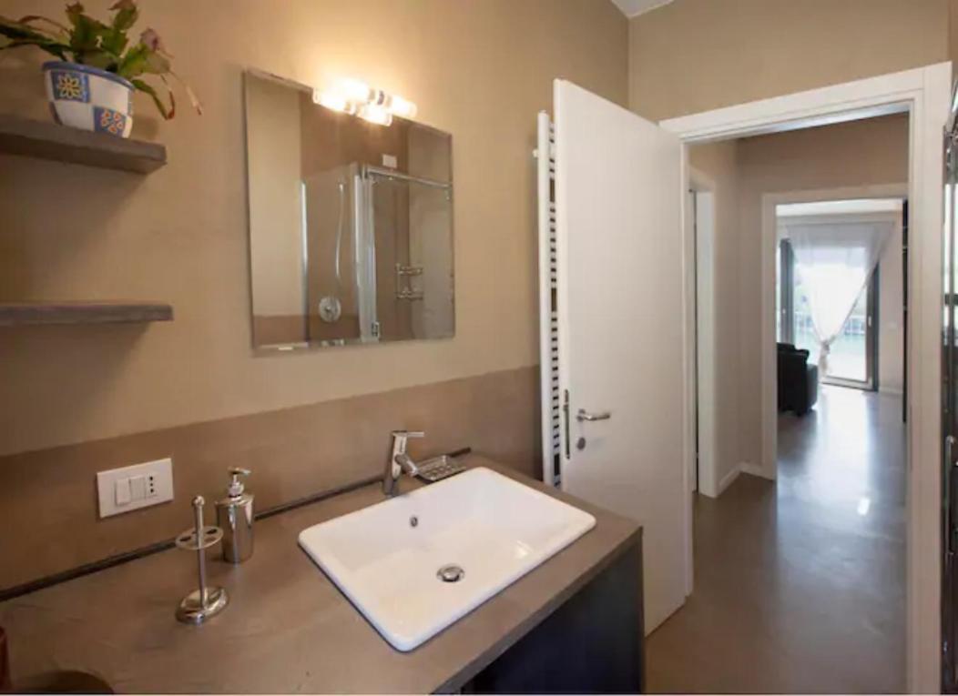 Appartamento Mulino Residence Comacina Ossuccio Luaran gambar